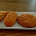 ディオ - 揚げ物各47円×４点 ※角度を変えて (2023.04.03)