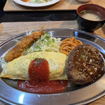 キッチン あずま - 洋食オムライスプレート
