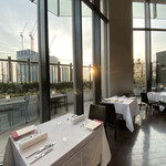 THE COSMOPOLITAN GRILL BAR TERRACE - 