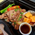 焼肉の龍園 小倉本店 - しっかり噛みごたえのある肉質、脂もしっかりついてる、タレは甘めの上品シャレオツ系