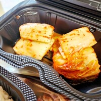 焼肉の龍園 小倉本店 - 龍園の白菜キムチ、ホントに好きなんです、浸かりすぎてないから食感もしっかり、生姜やニンニク、唐辛子のバランスも良い