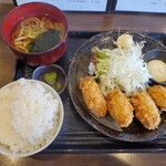 そば処 よしゆう - 料理写真:かきフライ定食