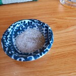 沖縄料理 美ら結 - 山椒塩