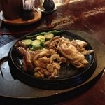 琉宮 - アグーの鉄板焼き。本物は一味違う。