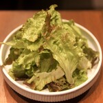 Yakiniku Horumon Kopu - サラダ(甘酢ドレッシング)
