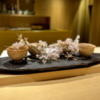 銀座 稲葉 - 蛍烏賊と桜鱒の昆布締め