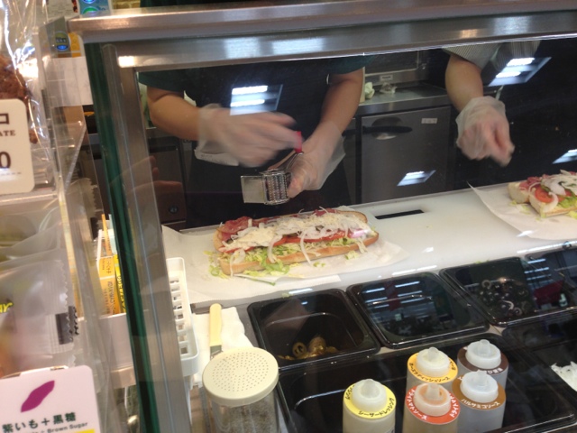 サブウェイ ツインモールプラザさくら野百貨店店（SUBWAY） - 柳原（パン）の写真