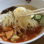 平壌冷麺食道園 - 