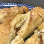 粉とクリーム - ズーチーに着目する。