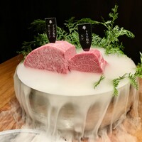 焼肉牛印 銀座店 - ヒレとサーロイン