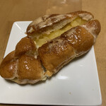 塩パン屋 パン・メゾン - アップルパイ