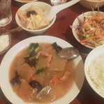 中国料理 一品香 - 豚肉冬瓜炒め定食￥500