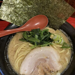 希家 - 家系とんこつラーメン