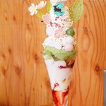 カフェ・ド・リオン パレット - 【2023.04】桜パフェ・SAKURA2023(税込1,903円)