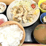 Gohandokoro Shouwa - せせり唐揚げ定食