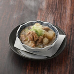 Stewed melty beef tendon