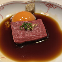 焼肉 しんうち 神楽坂 - 玉ハツ刺し