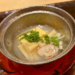 日本料理 かしづき - 椀物　蛤と筍　花山椒