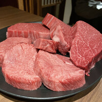 祇園肉亭 新 - 
