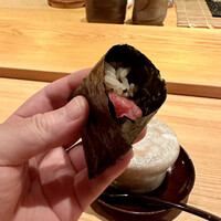 鮨 さかい - ネギトロの一口手巻き