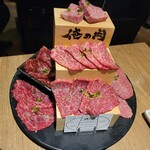 Kanda Yakiniku Ore No Niku - 俺のデラックス盛り！ハーフサイズ４００g