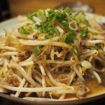 卓 - 豚もやし炒めその３