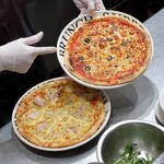 トリワイン ＰＩＫＯＳＨＨＨＵ - ピザ２種