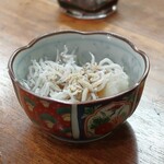 大八 - しらすおろし(少々)