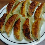 餃子の馬渡 - 緑色の餃子に変化
