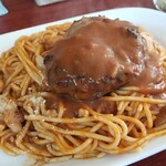 キッチンサン - ハンバーグスパゲッティのアップ