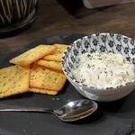 GOOD HUMOR - オニオンクラッカーのスプレッドマッシュ