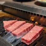 Wagyuu Yakiniku Nikuhachi - 