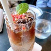 DINING & BAR TABLE 9 TOKYO - 