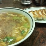 大阪王将 - 酸辣湯麺＋ぎょうざ 20130209
