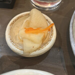 家庭料理居酒屋 よってって - 大根のお漬け物も良き！