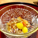 礒田 - 香箱蟹の土佐ジュレ酢和え　銀杏の彩