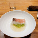 AKAI - 5品目：山口 周防大島産 甘鯛／ペアリング④賀茂金秀（日本酒／金光酒造）