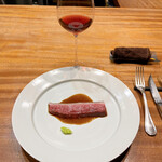 AKAI - 7品目：茨城県 西崎ファーム 鴨胸肉のロースト／ペアリング⑥ラ・パルトゥーズ 2020（赤ワイン／フランス）