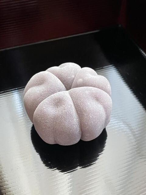 裏千家初釜用主菓子「御菱葩」試作「試餅」』by ingridb : 川端 裏千家初釜用主菓子「御菱葩」試作「試餅」』by ingridb : 川端