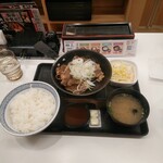 Yoshinoya - 鉄板牛カルビ定食ご飯大盛り
