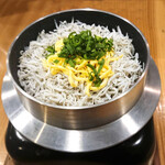 Shirasu Kamameshi from Kamameshi (rice cooked in a pot)