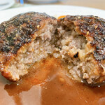 洋食屋 綺・Luck - ハンバーグカット