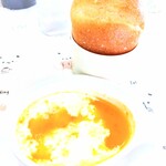 テリーヌ食堂 - バターソフトフランスパンとスープ