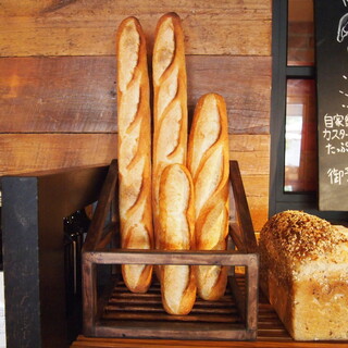 ベーカリーbreadworksのパン