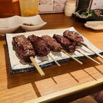 はたがやレバー - おまかせ5本
レバー
ハツ
ハラミ
サガリ
つくね