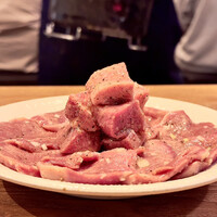 炭火焼肉ホルモン うしごろ 中目黒店 - 