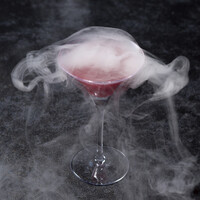 バーテンダー特製季節のカクテル