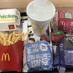 マクドナルド - 料理写真:山盛り…1人で食う量とカロリーじゃないのは分かってる。たまには食いまくりたい日もあらい。