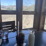 山のレストラン - 氷コーヒー牛乳