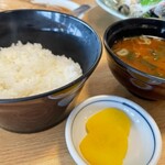 まるは食堂旅館 - 